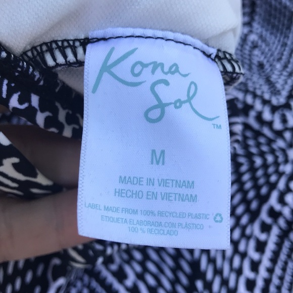 Patterned Tankini Top - Picture 7 of 9